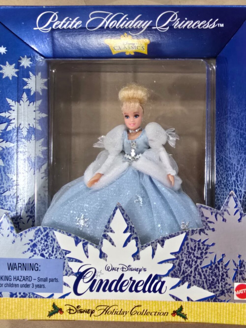 VTG 1998 Disney’s Petite Holiday Princess Coll Cinderella & Snow White (2)